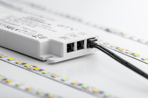 GTV БЛОК ПИТАНИЯ EASY CLICK 220V/12V/30W, IP20, 129x42x16MM, ПРОВОД ВИЛКА 1,5M, РАЗЪЁМ MINI AMP