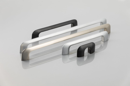 Ручка мебельная MILANO C=128 мм, чёрный матовый